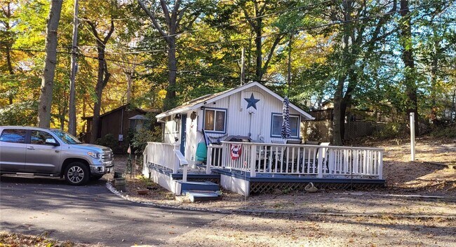 Building Photo - 356 Oakleigh Ave