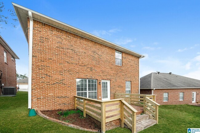 Building Photo - 1205 Riverford Dr