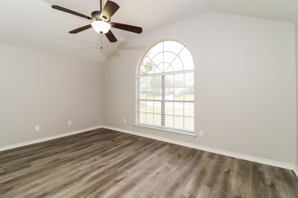 Building Photo - 613 St Eric Dr