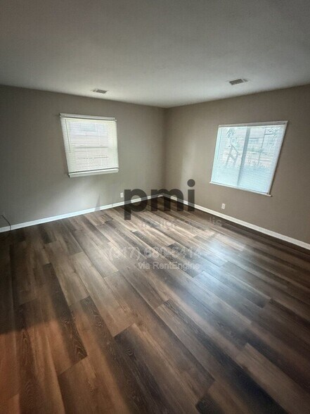 Building Photo - 3241 Guilford Ave