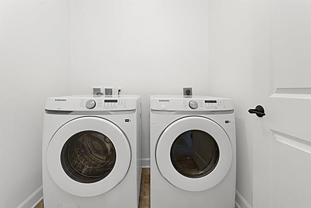 Building Photo - 12235 Halle Way