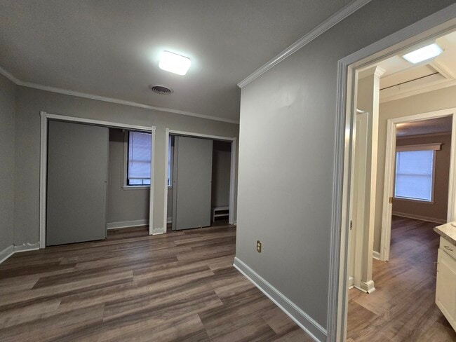 Building Photo - 2370 Wedgefield Rd