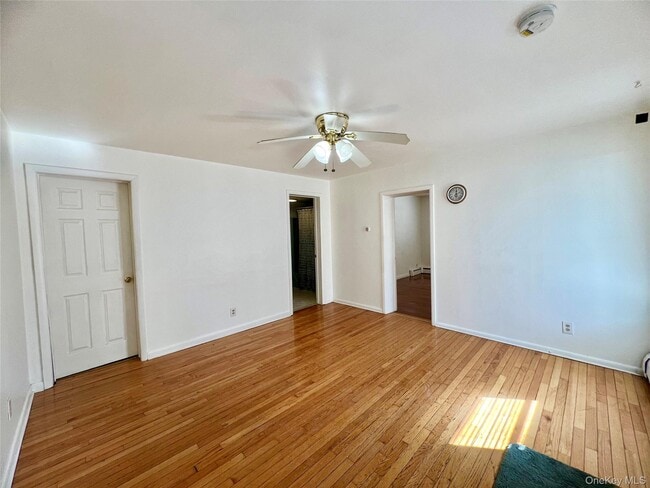 Building Photo - 25 Beacon St