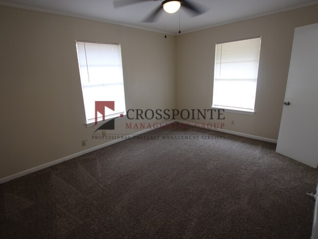 Building Photo - Beautiful 4 Bedroom, 1.5 Bathroom Home in Tyler!