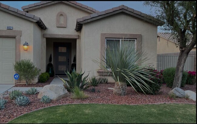 Building Photo - 1122 Oro Ridge