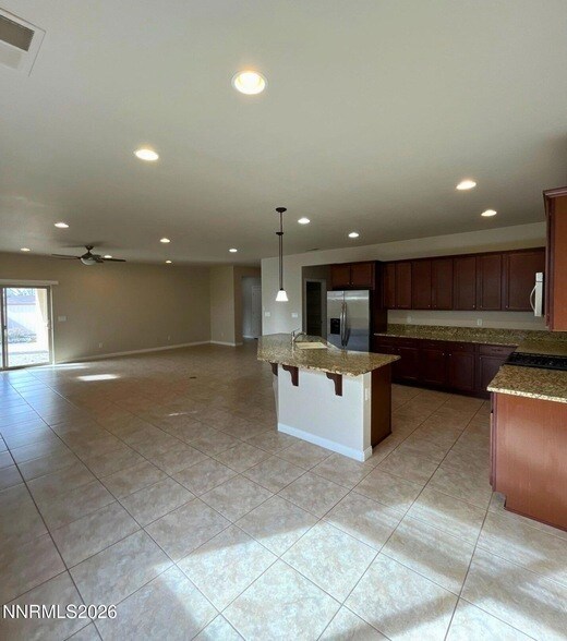 Building Photo - 522 San Carlos Dr