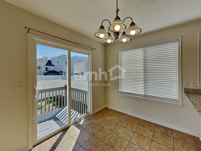 Building Photo - 154 Crystal Bay Dr