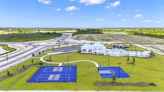 Building Photo - 6587 Kettles St