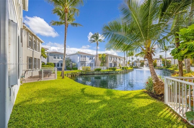 Building Photo - 21025 NE 31st Ave