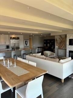 Building Photo - 7157 E Rancho Vista Dr