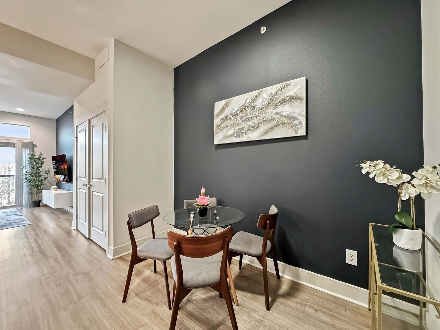 Building Photo - 2908 Indiana St