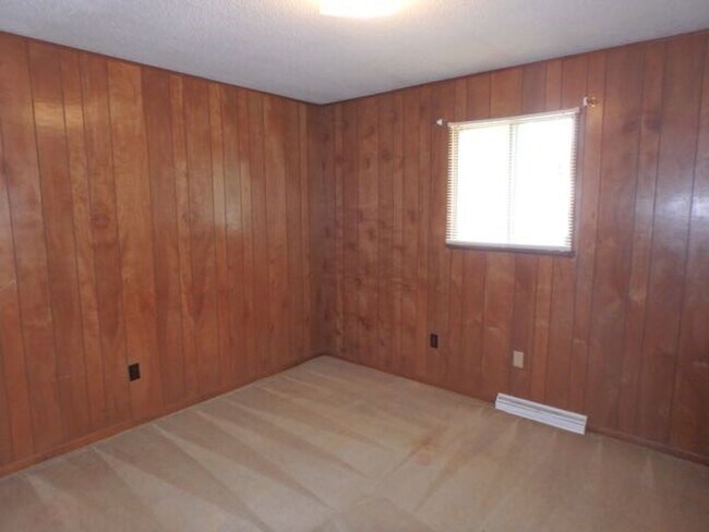 Building Photo - 3410 Bonny Linn Dr
