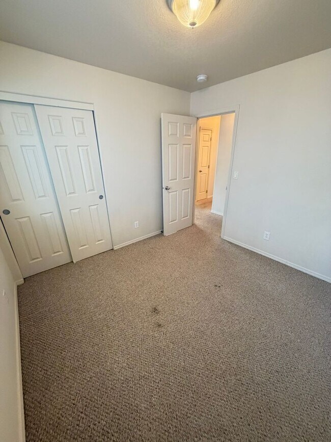 Building Photo - 375 Twister St NE