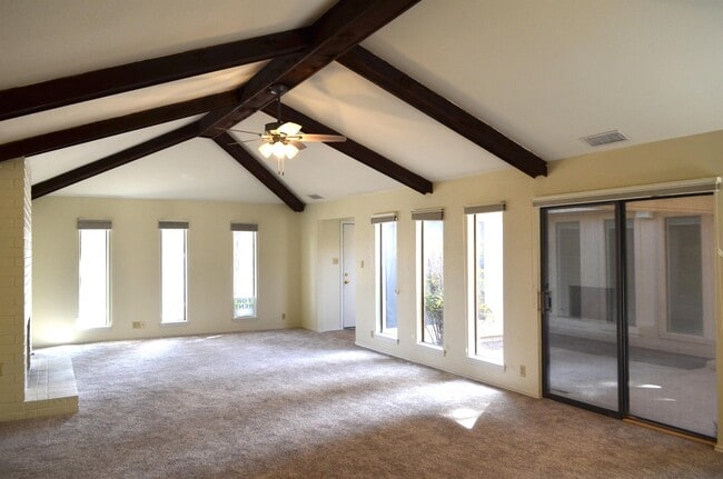Building Photo - 5113 Ashdown Pl