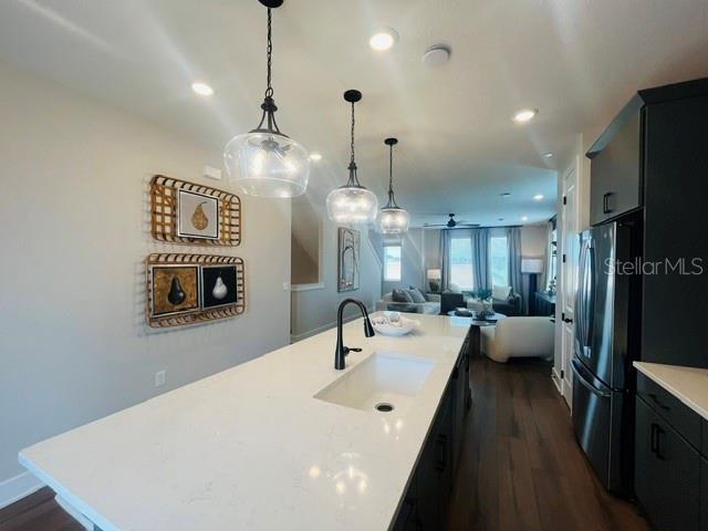 Building Photo - 15501 Hamlin Pk Dr