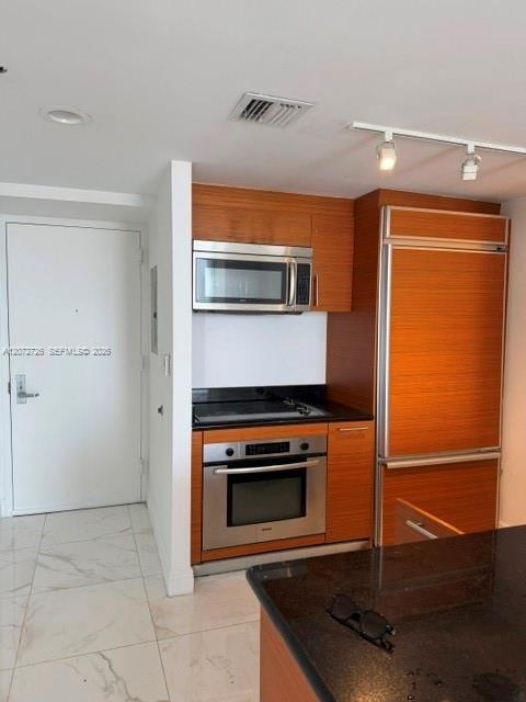Building Photo - 50 Biscayne Blvd