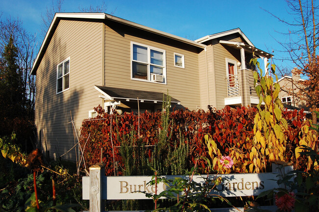 Building Photo - Burke Gilman Gardens