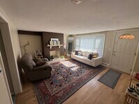 Building Photo - 310 Newcomb Rd