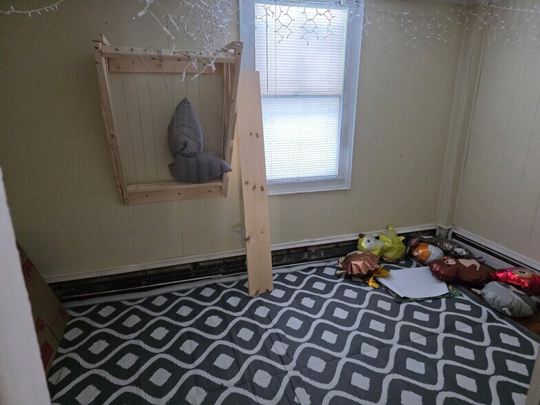 Building Photo - 934 Bog Rd