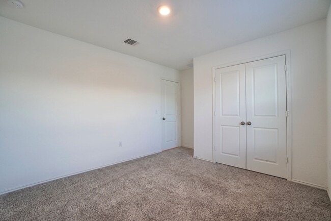 Building Photo - 10709 Steinbeck Dr