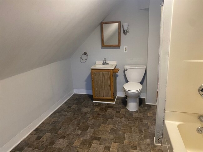 Building Photo - 4 Coral St