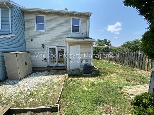 Building Photo - 5145 Cottonwood Ct