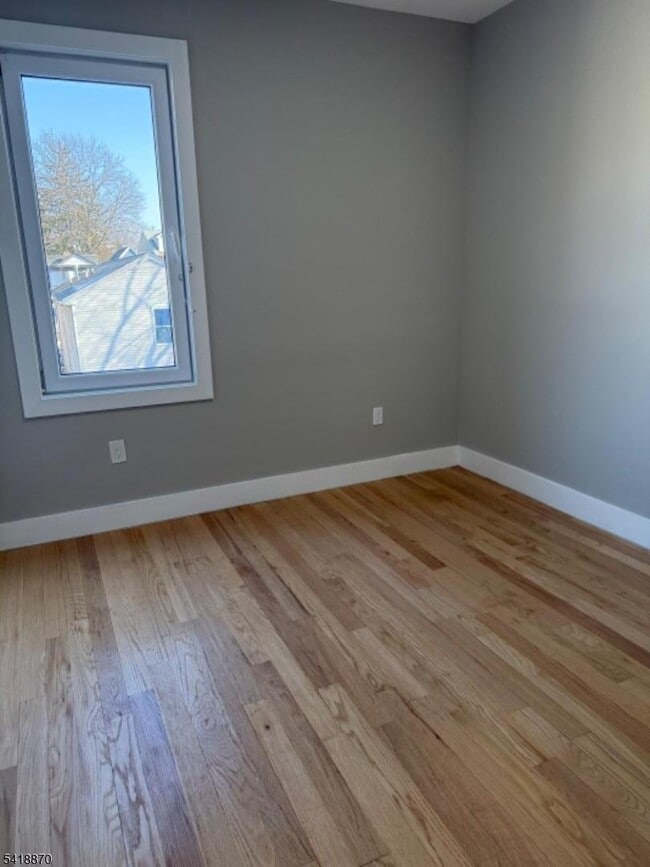 Building Photo - 492 S 20th St