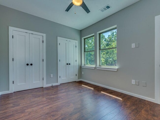 Building Photo - 3709 Grayson Ln