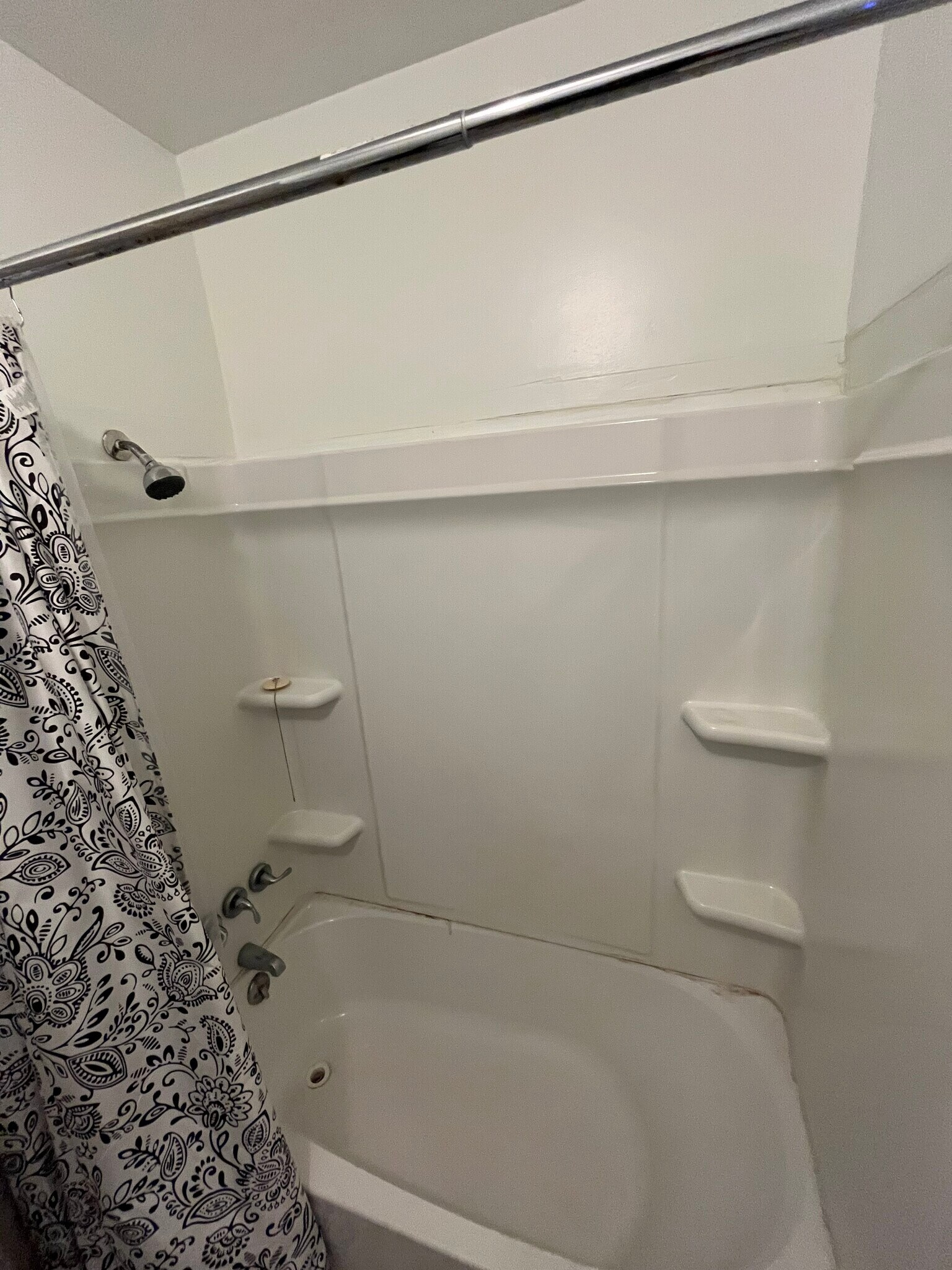 Building Photo - 23 Mountain Dr