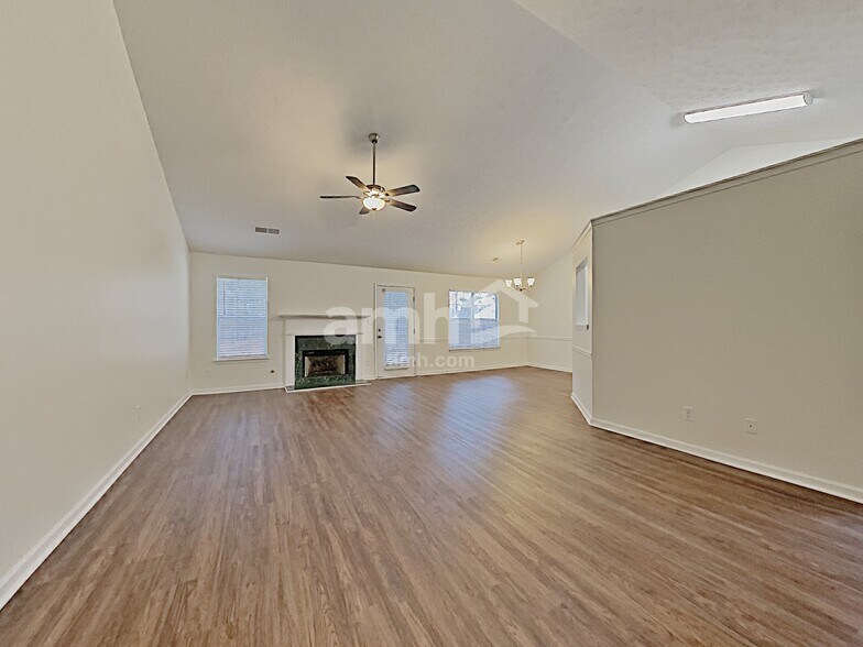 Building Photo - 2462 Heatherton Ct