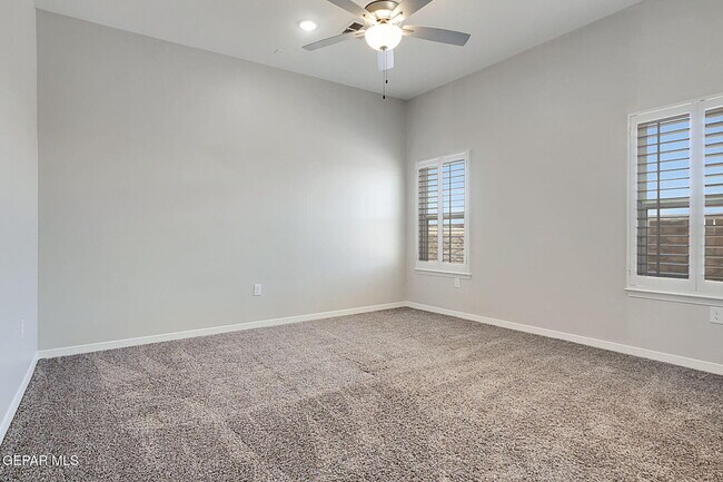 Building Photo - 14944 John McNeely Ave