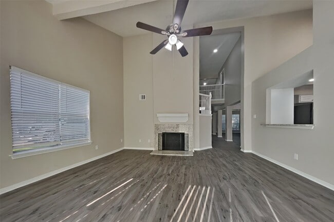 Building Photo - 3019 Highland Laurels Dr