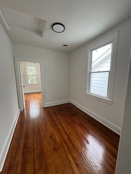 Building Photo - 1226 N 36th St