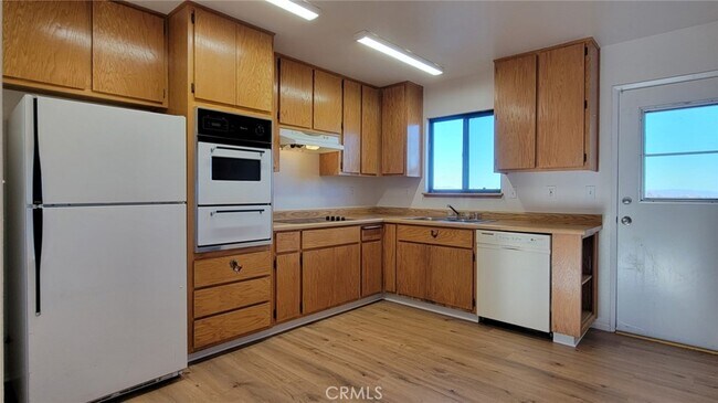 Building Photo - 8558 Athel Ave