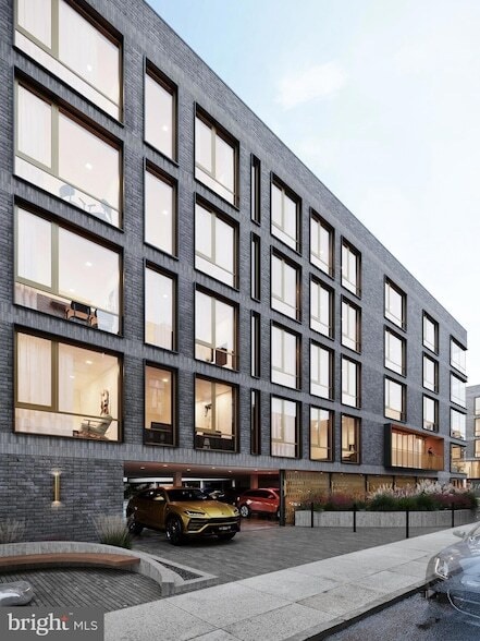 Building Photo - 6604 Ridge Ave