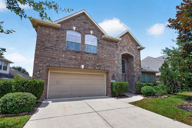 Building Photo - 50 Vershire Cir