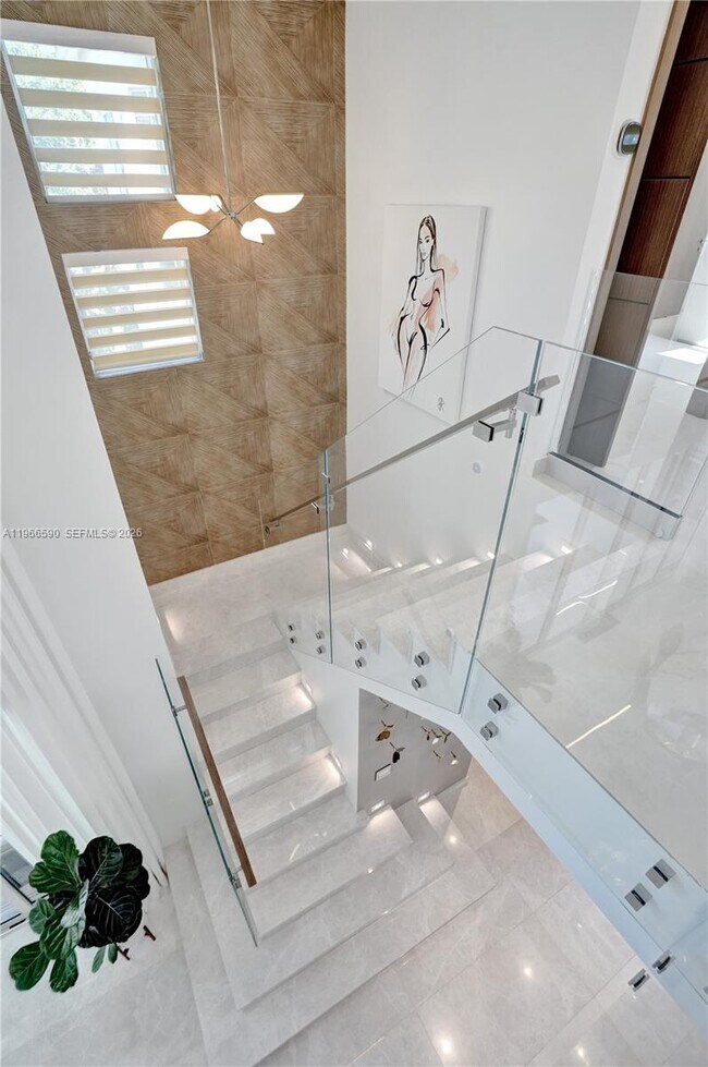 Building Photo - 20824 NE 37th Ave