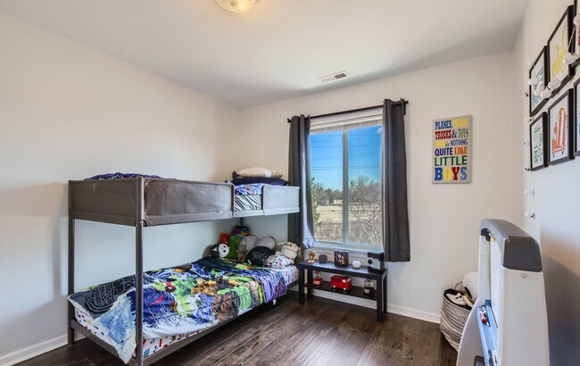 Building Photo - 2606 Stowe Ct