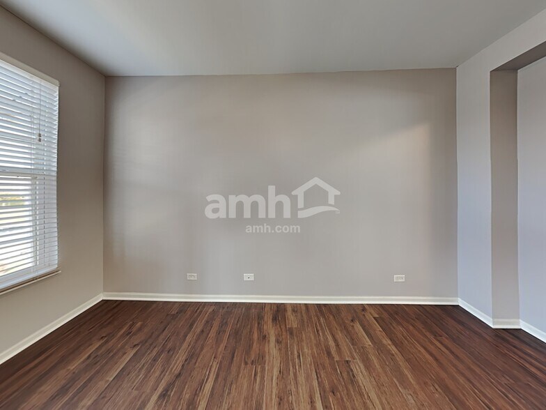 Building Photo - 3832 Bailey Rd