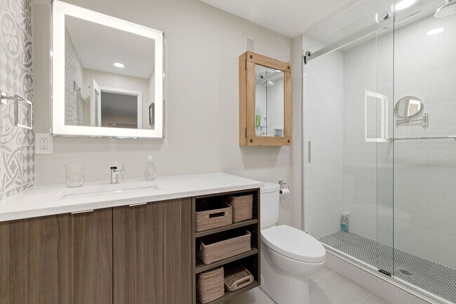 Building Photo - Luxury Furnished Rental in the Heart of Denver - Custom finishes meets undeniable style!