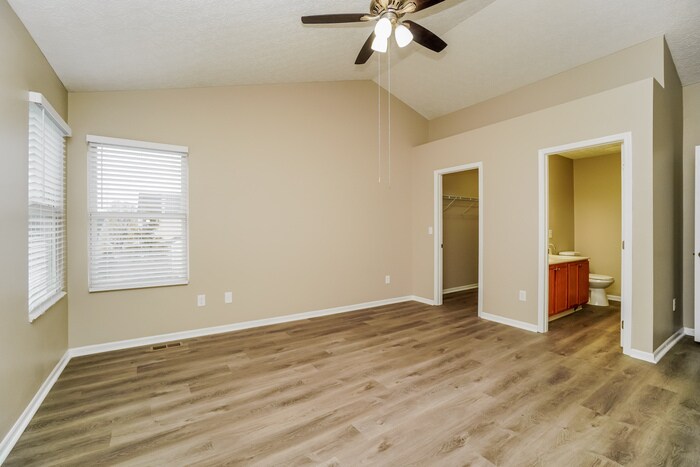 Building Photo - 5512 Beresford St