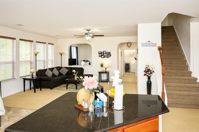 Building Photo - 16703 Summer Cypress Ct