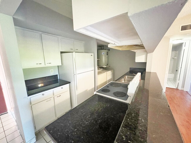 Building Photo - 4457 Treehouse Ln