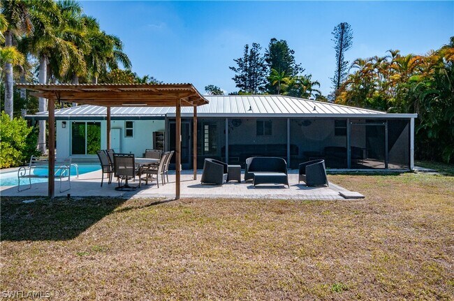 Building Photo - 54 Liberty Ln