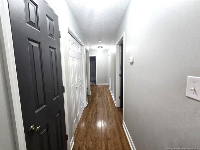 Building Photo - 7786 Dragonhead Rd