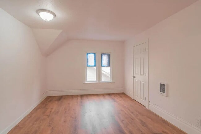 Building Photo - Newly updated 1 Bedroom 1 Bath Studio Styl...