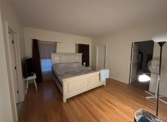 Building Photo - 5055 Constitution Ln