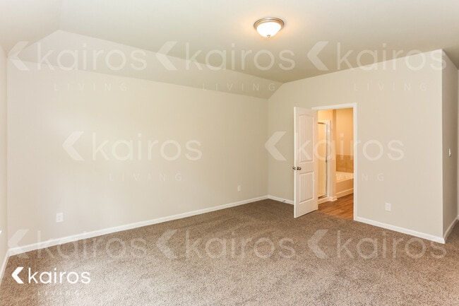 Building Photo - 30962 Clearview Ct