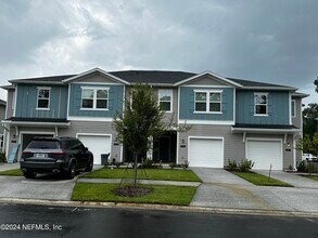 Building Photo - 1684 Pacifico Wy