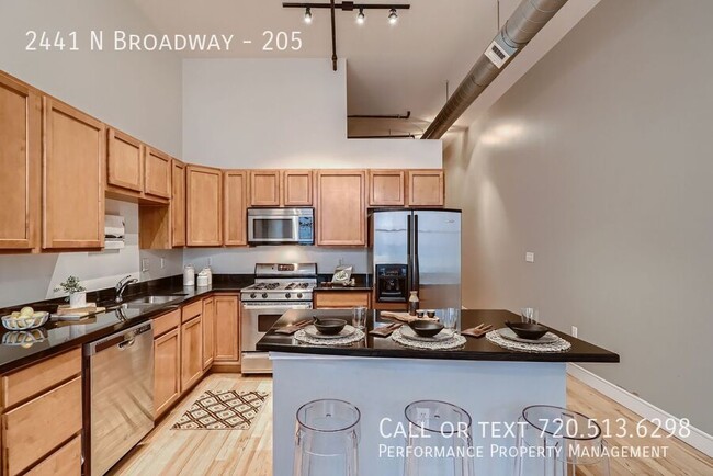 Building Photo - 1-Bedroom Loft in Silver State Lofts – Pri...